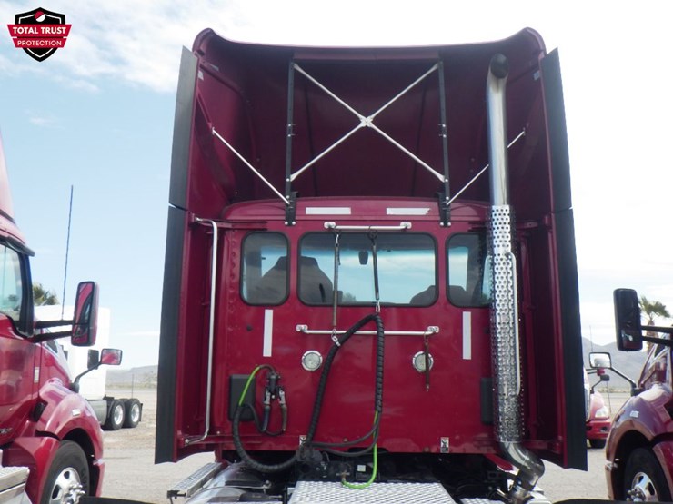 2020-kenworth-t680-image-10