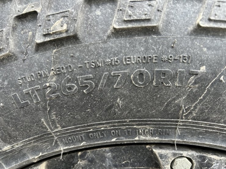 2006-chevrolet-silverado-3500-image-34