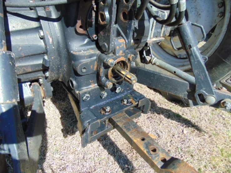 new-holland-ts110-image-5