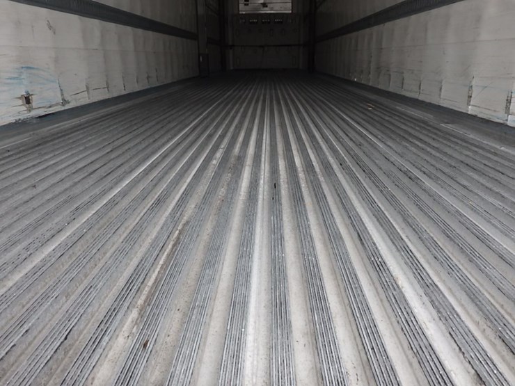 2016-hyundai-reefer-image-18