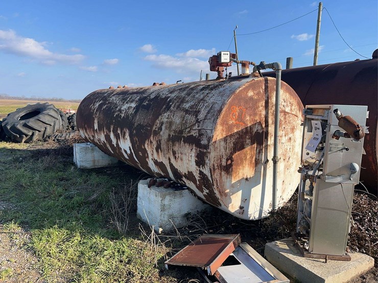 4,000-gallon-fuel-tank-image-1