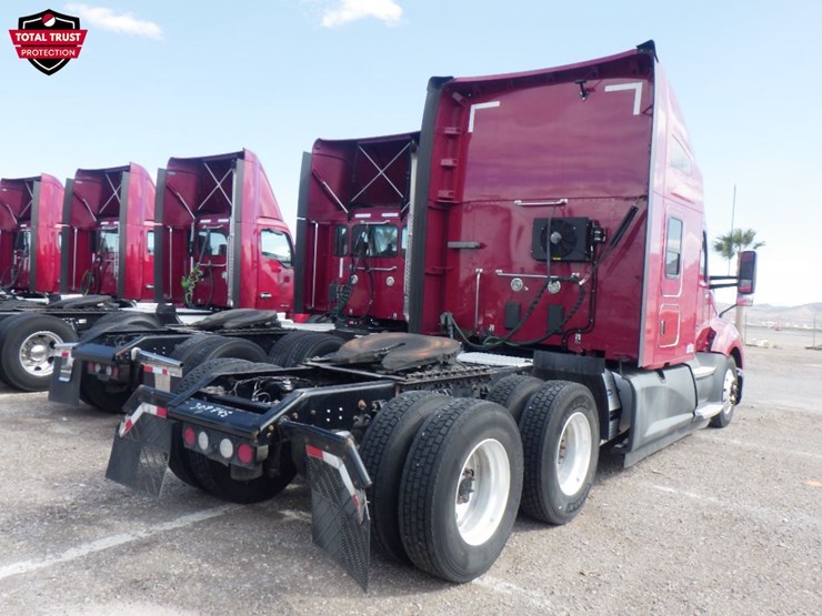 2020-kenworth-t680-image-8