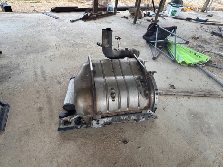 2015-caterpillar-950m-image-8