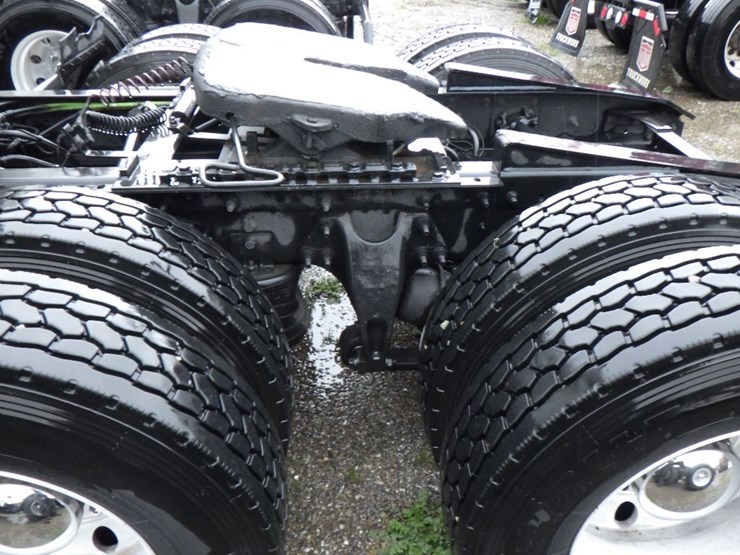 2019-international-lt-image-15