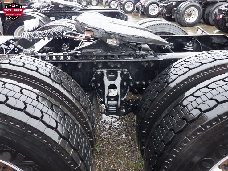 2022-kenworth-t680-image-18