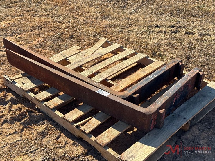 (2)-58"-forklift-forks-image-1