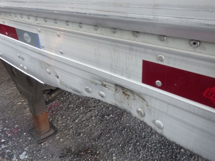 2022-utility-4000d-x-image-5