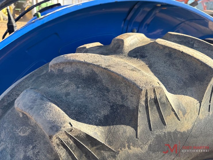 new-holland-tn55-image-8