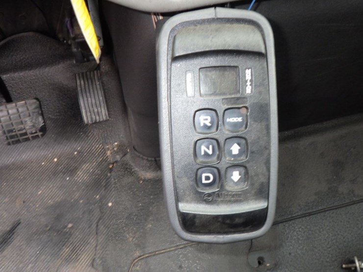 2011-international-workstar-7300-image-16