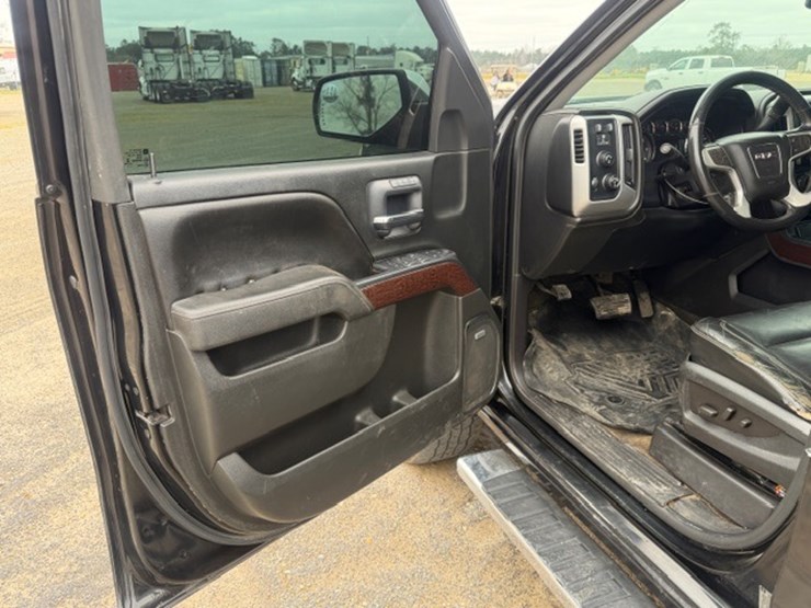 #428-•-2015-gmc-k1500-pickup-image-34