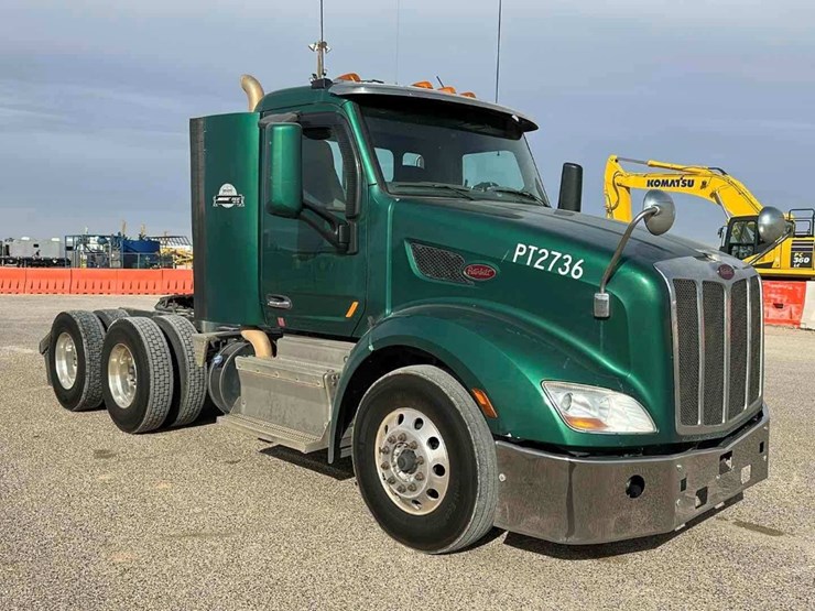 2016-peterbilt-579-image-4