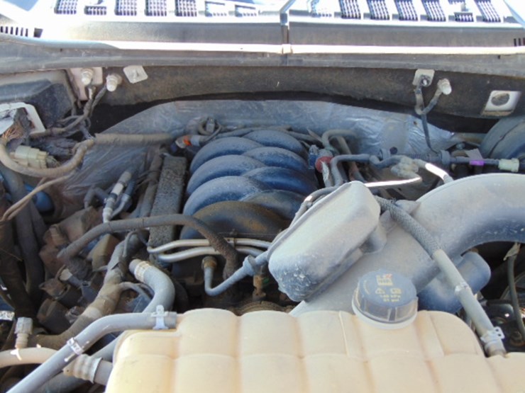 2018-ford-f150-xl-image-8