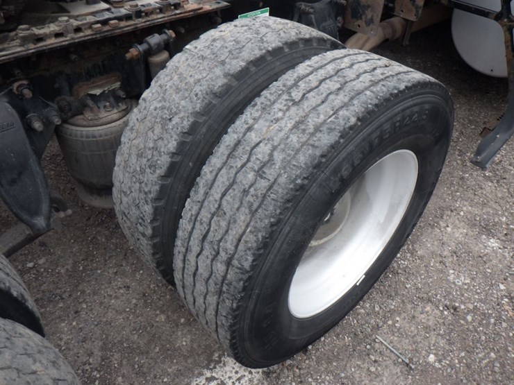 2013-freightliner-cascadia-125-image-6