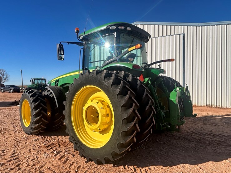 2020-john-deere-8345r-image-34