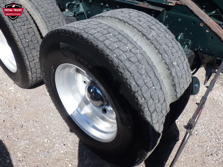 2021-kenworth-t800w-image-12