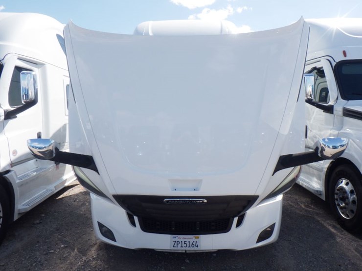 2024-freightliner-cascadia-126-image-24