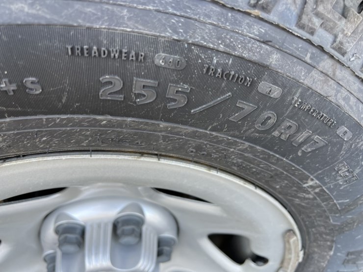 2018-chevrolet-tahoe-image-18