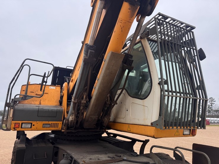 liebherr-a934-image-4