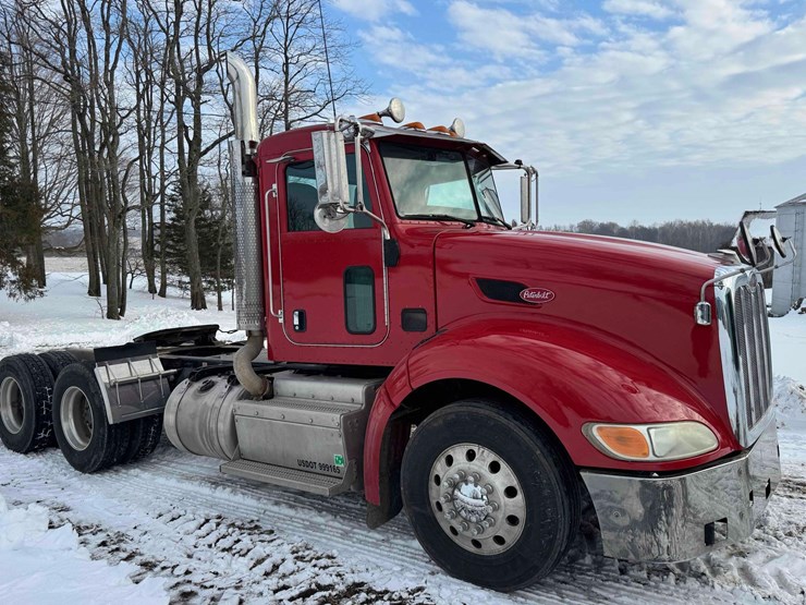 2012-peterbilt-386-image-17
