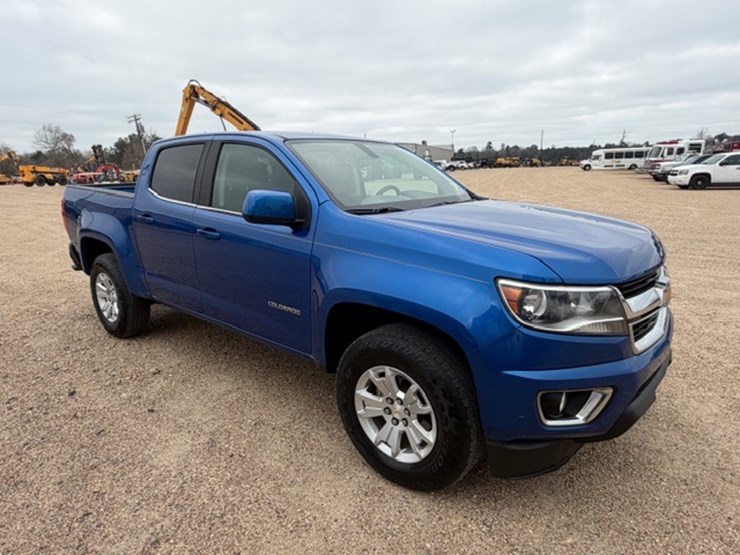 2019-chevrolet-colorado-image-2