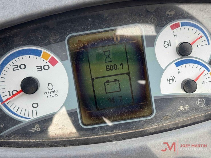 new-holland-workmaster-50-image-24