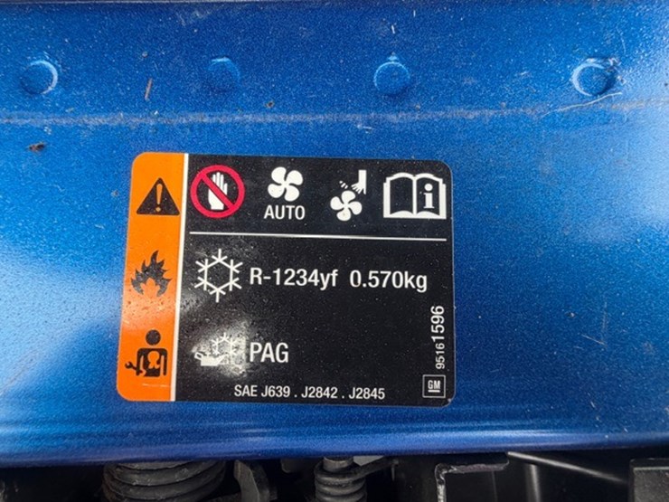 2019-chevrolet-colorado-image-60