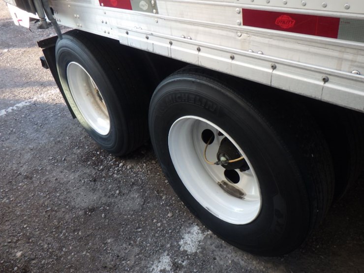 2017-utility-3000r-image-12