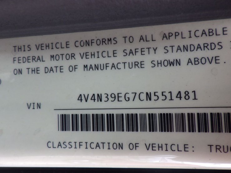 2012-volvo-vnl-300-image-14