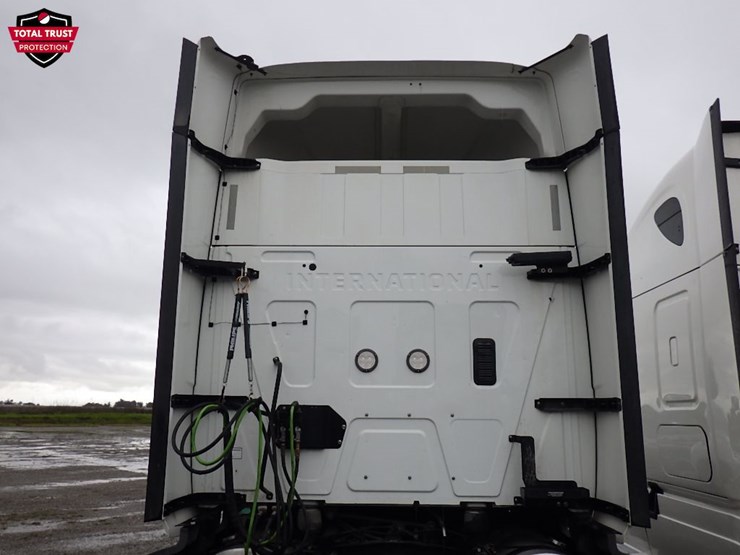 2021-international-lt-image-12