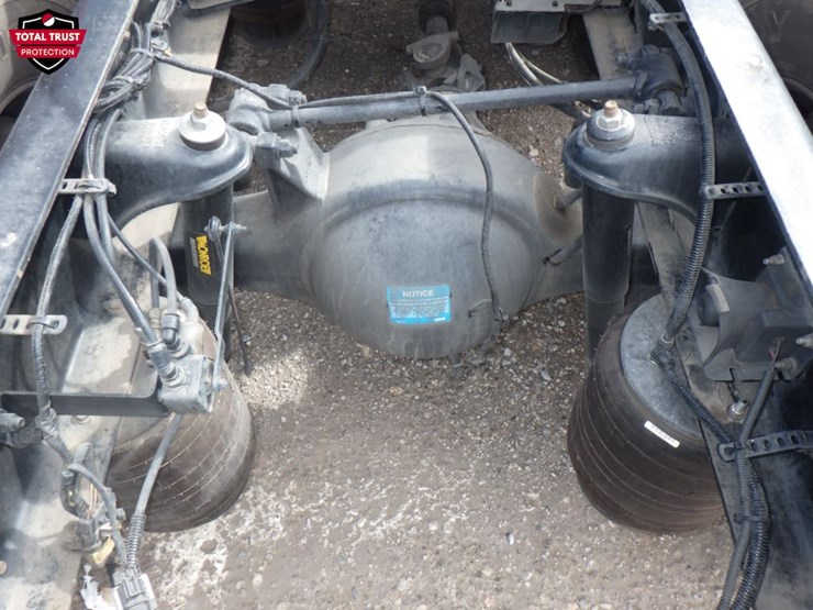 2020-kenworth-t680-image-9