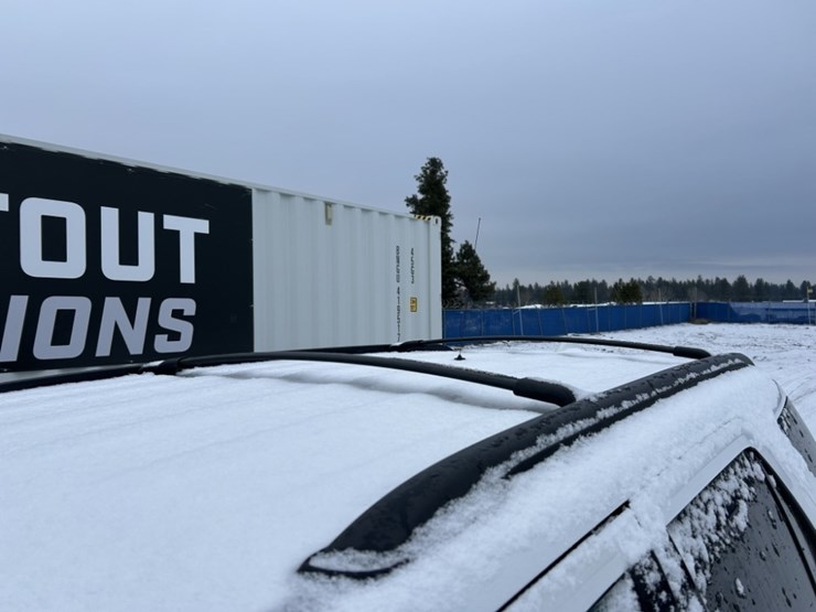 2016-ford-explorer-image-39