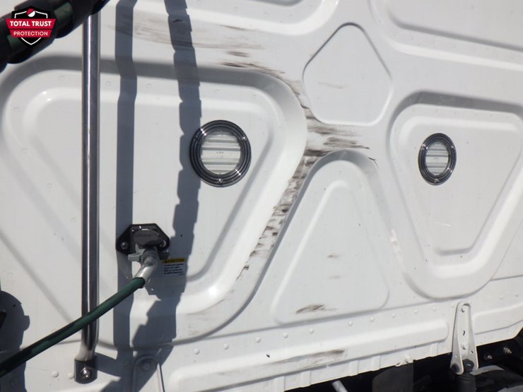 2024-freightliner-cascadia-126-image-19