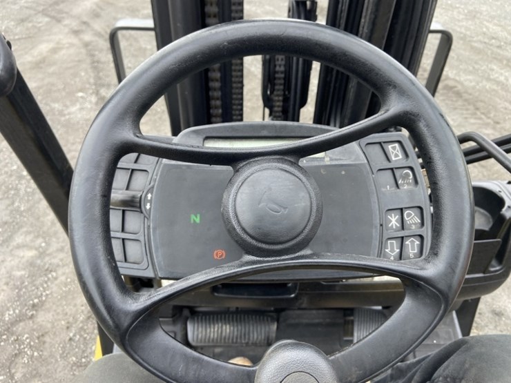 2017-yale-veracitor-60vx-forklift-image-22