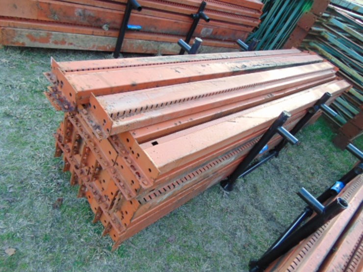 approx.-(33)-horizontal-bars-&-(14)-uprights-image-2