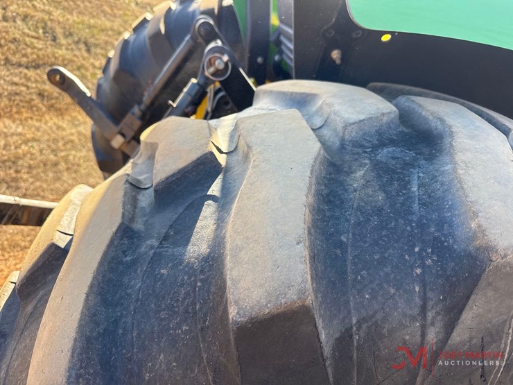 john-deere-4105-image-11