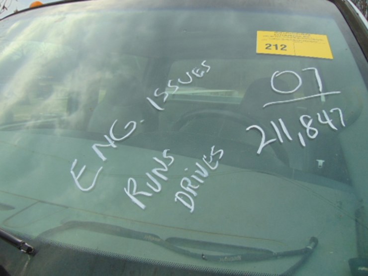 2007-ford-f550-image-3