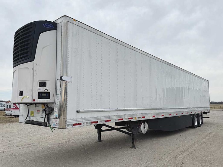 2019-utility-3000r-image-1