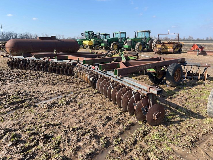 john-deere-630-image-8