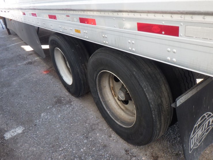 2022-utility-4000d-x-image-13