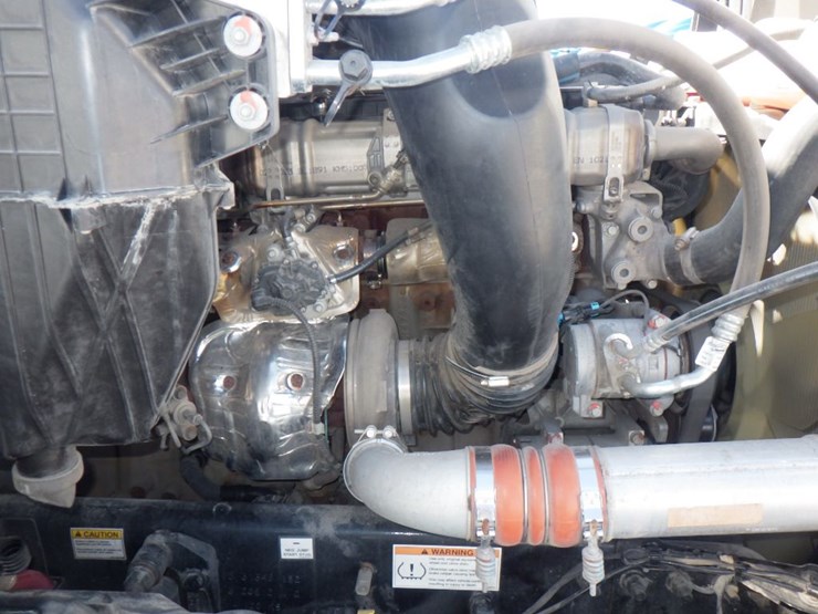 2024-freightliner-cascadia-126-image-27