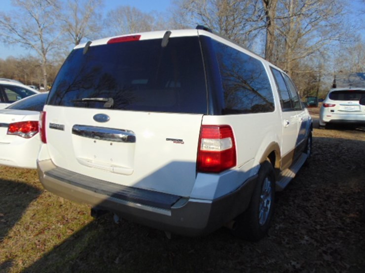 2007-ford-expedition-image-2