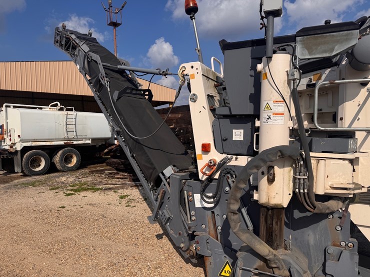 2015-wirtgen-w100i-image-7