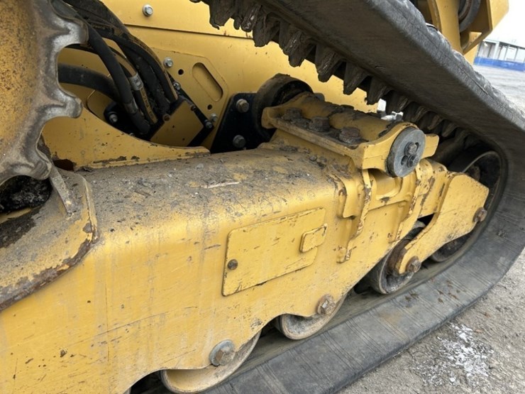 2021-caterpillar-289d3-image-17