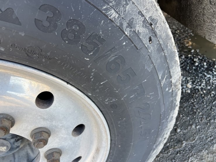 2013-mack-leu612-image-19