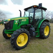 JOHN DEERE 5100E