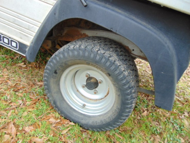 2017-club-car-carryall-300-image-5