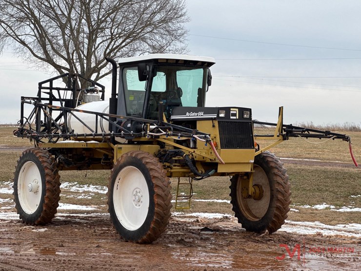 ro-gator-664-high-boy-sprayer-image-1