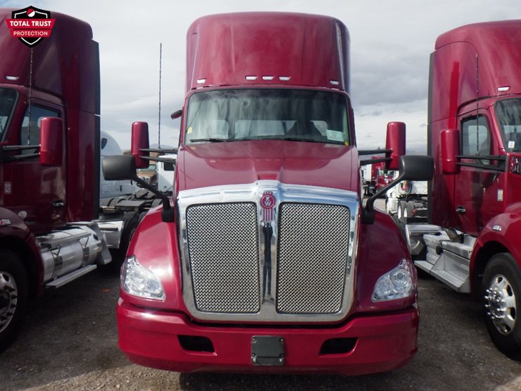 2020-kenworth-t680-image-2