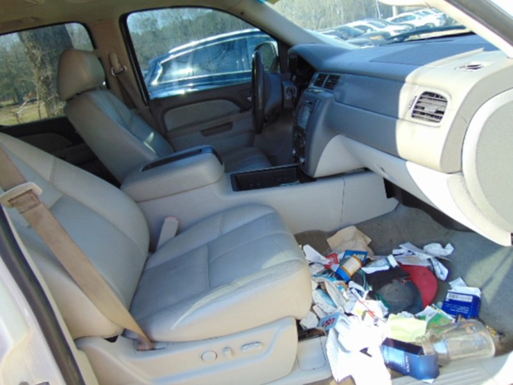 2014-chevrolet-tahoe-z71-image-6