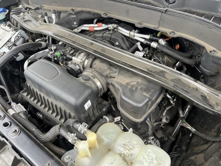 2021-ford-explorer-image-11